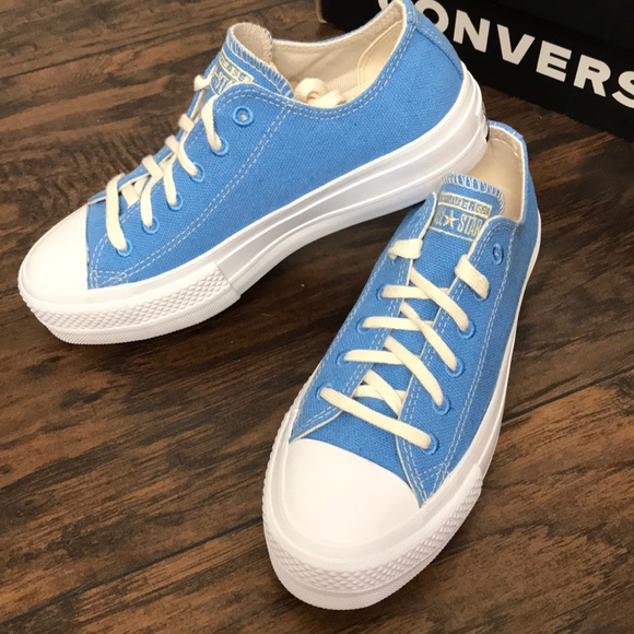 Converse Shoes - !!! CONVERSE PLATFORM CANVAS BRAND NEW